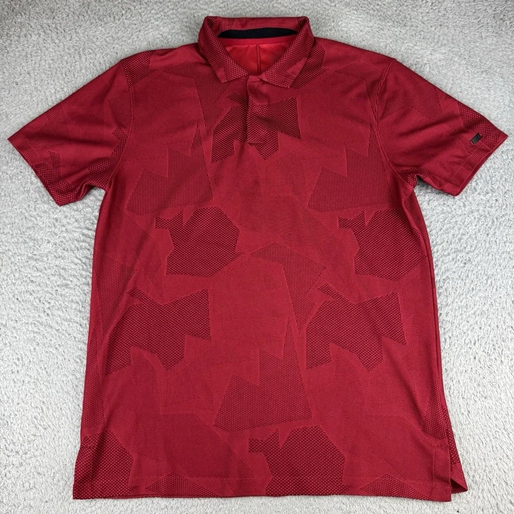 Nike Dri Fit Tiger Woods Camo Jacquard Golf Red Polo CT3801 Mens Medium
